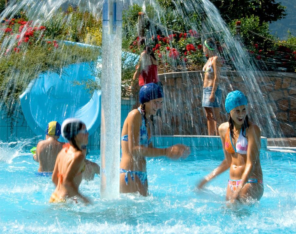 Appartamenti Residenza Pineta Мольвено Экстерьер фото